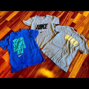 Lot of 3 Nike tshirts